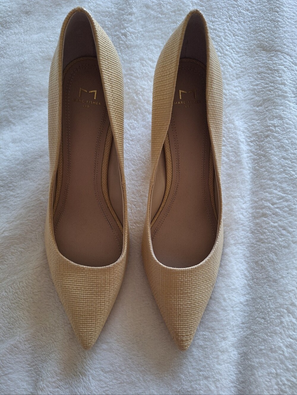 Marc Fisher LTD Zala Pump Natural Raffia Pointed Toe Block Heel Shoes Size 8.5
